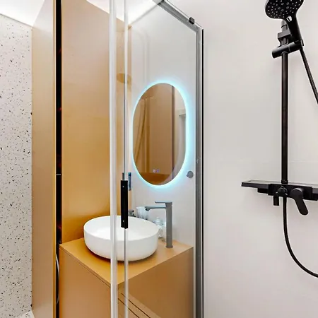 Flexihome Sk - Snp 7 - Four Apartment, Ac, Loggia Kosice