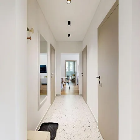 Flexihome Sk - Snp 7 - Four Apartment, Ac, Loggia * Kosice