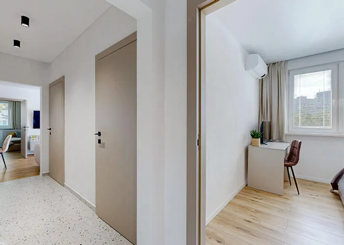 Flexihome Sk - Snp 7 - Four Apartment, Ac, Loggia Apartmán Košice